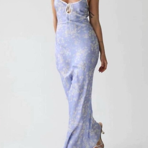 NWT Rumored Daytona Maxi Dress in Baby's Breath Print - Picture 13 of 15